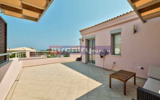 3 B/R VILLA IN AMATHUSA COSTAL HEIGHTS