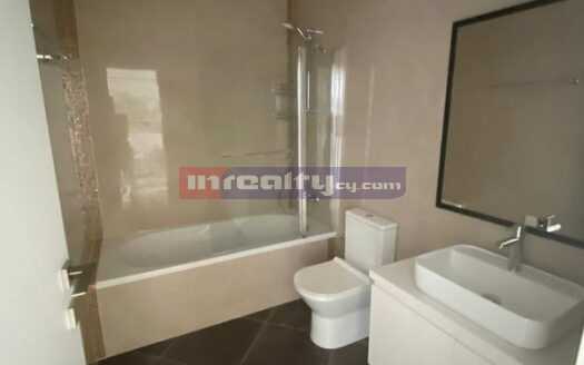 MODERN 3 B/R DUPLEX IN A GATED COMPLEX IN TOURIST AREA