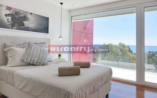 UXURY 2 B/R APARTMENT WITH SEA VIEW IN TOURIST AREA