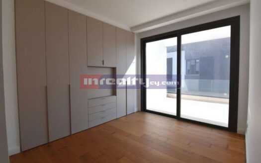 MODERN 2 B/R APARTMENT NEAR DASSOUDI