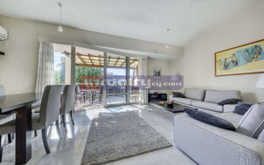 MODERN 3 B/R TOWNHOUSE IN A GATED COMPLEX NEAR AMARA HOTEL
