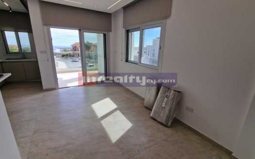 STUNING BRAND NEW 1-BEDROOM FLAT WITH SEA VIEWS
