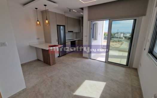 STUNING BRAND NEW 1-BEDROOM FLAT WITH SEA VIEWS