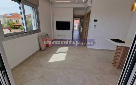 STUNING BRAND NEW 1-BEDROOM FLAT WITH SEA VIEWS