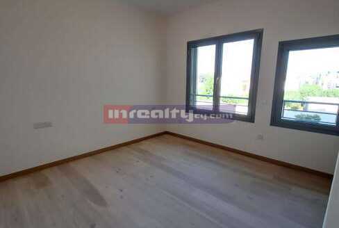 MODERN 3 B/R APARTMENT IN MARINA LIMASSOL