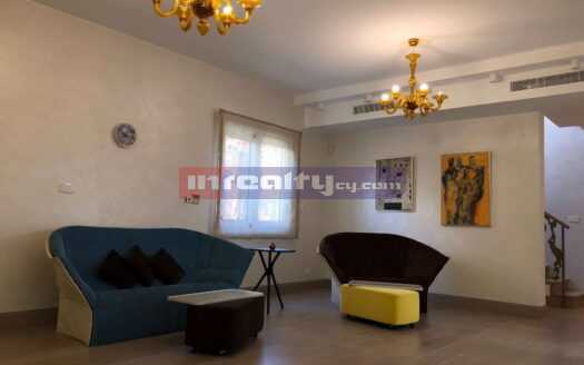 MODERN 5 B/R VILLA NEAR AMARA HOTEL