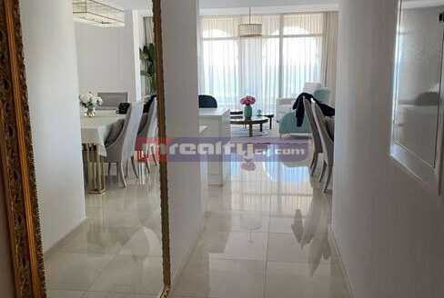 MODERN 2 B/R APARTMENT IN MARINA LIMASSOL