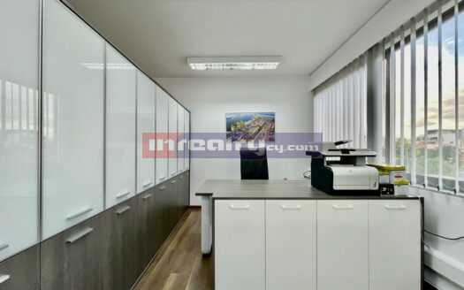 OFFICE 100 SQ.M. NEAR MAKARIOS AVENUE + VAT