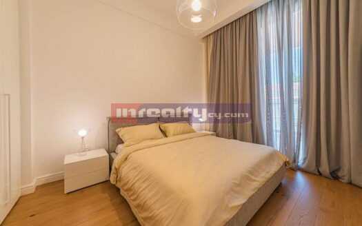 DELUXE 3 B/R DUPLEX COLUMBIA