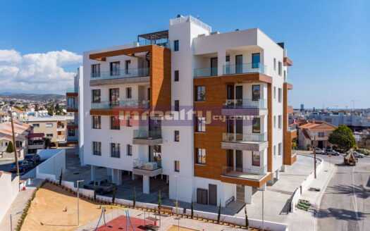 DELUXE 3 B/R DUPLEX COLUMBIA