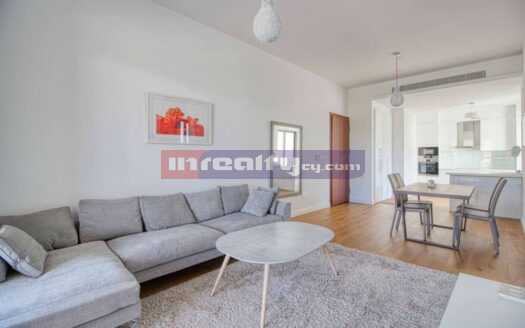 MODERN 2 B/R APARTMENT NEAR PAPAS