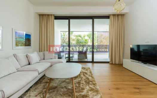 MODERN 2 B/R APARTMENT NEAR DASOUDI