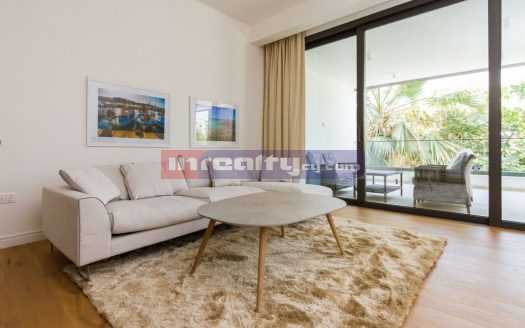 MODERN 2 B/R APARTMENT NEAR DASOUDI