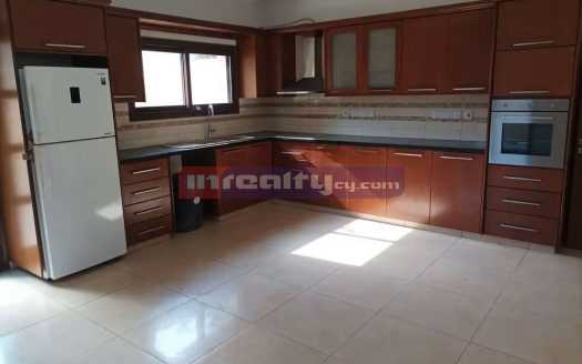 4 B/R SEMI-DETACHED HOUSE IN TRAXONI