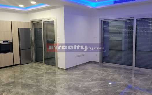 MODERN 2 B/R APARTMENT NEAR APOLONIA HOTEL