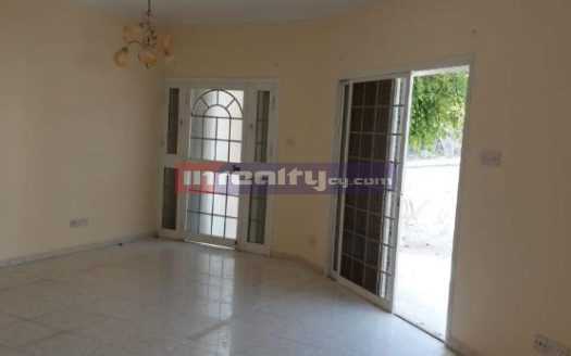 2+2 B/R SEMI-DETACHED HOUSE IN TOURIST AREA