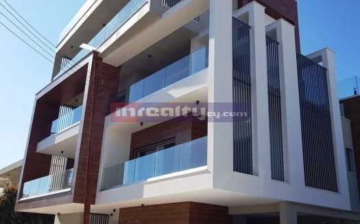 MODERN 3 B/R PENTHOUSE WITH PRIVATE SW/POOL IN TOURIST AREA