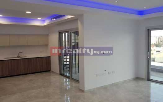 MODERN 3 B/R PENTHOUSE WITH PRIVATE SW/POOL IN TOURIST AREA