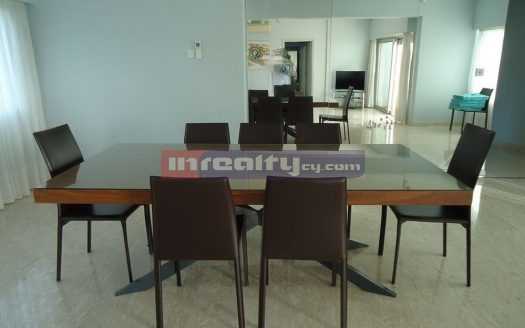 3 B/R APARTMENT WITH SEA VIEW IN TOURIST AREA