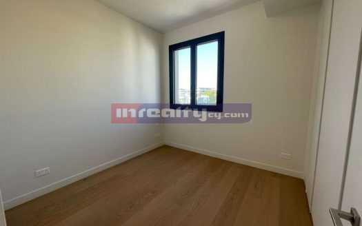 BRAND NEW 3 B/R APARTMENT NEAR APOLONIA HOTEL