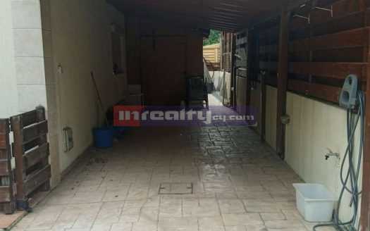 4 B/R HOUSE NEAR DASSOUDI