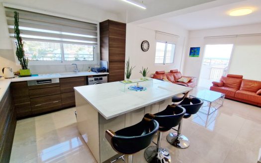 3 B/R + Office in Ag. Athanasios