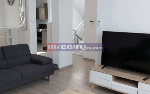 HI TECH 4 B/R VILLA WITH POOL IN TOURIST AREA