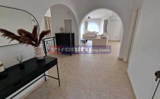 FIVE B/R VILLA IN PAFOS