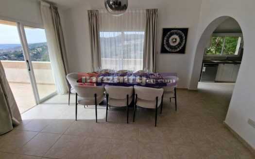 FIVE B/R VILLA IN PAFOS