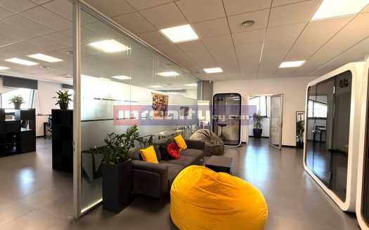 COMMERCIAL BUILDING + VAT