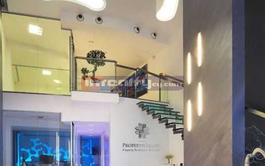 COMMRCIAL SPACE IN TOURIST AREA + VAT