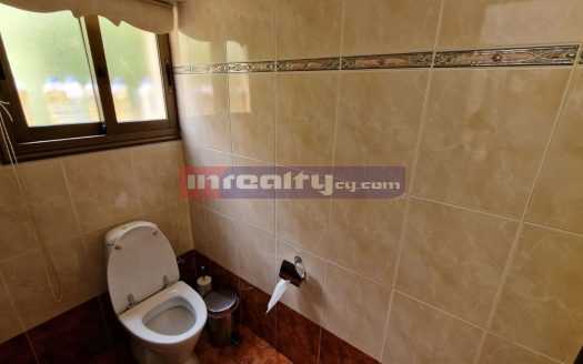 3+ 1 B/R VILLA IN TOURIST AREA