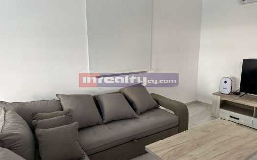 3 B/R APARTMENT NEAR AJAX HOTEL