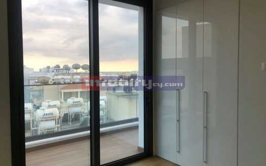 MODERN 3 B/R U/F PENTHOUSE NEAR PAPAS SUPERMARKET