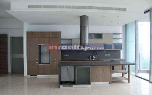 MODERN 3 B/R APARTMENT WITH SEA VIEW