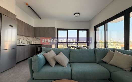 BRAND NEW 3 B/R APARTMENT