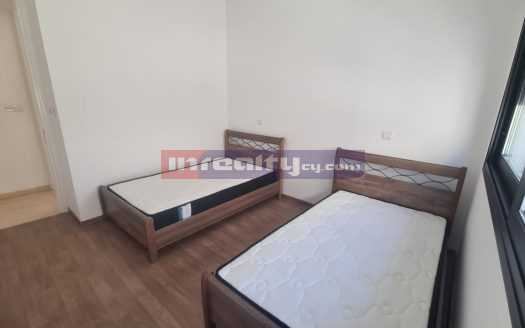 MODERN 2 B/R APARTMENT IN NEAPOLIS