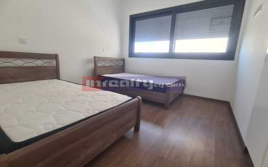 MODERN 2 B/R APARTMENT IN NEAPOLIS