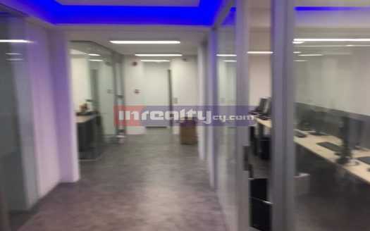 HI-TECH 500 SQ M OFFICE IN TOURIST AREA