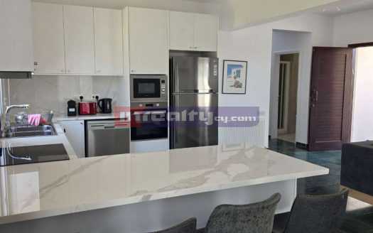 3 B/R HOUSE WITH SW/POOL IN PYRGOS