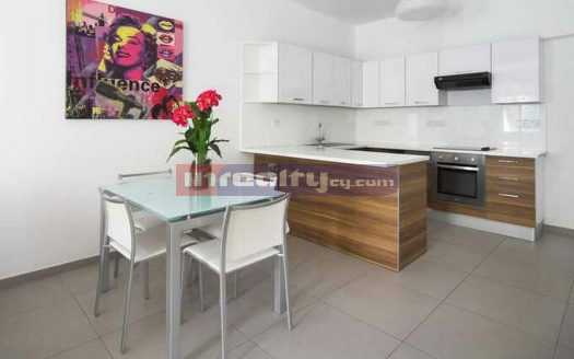 GF 2 B/R APARTMENT IN MOLOS AREA