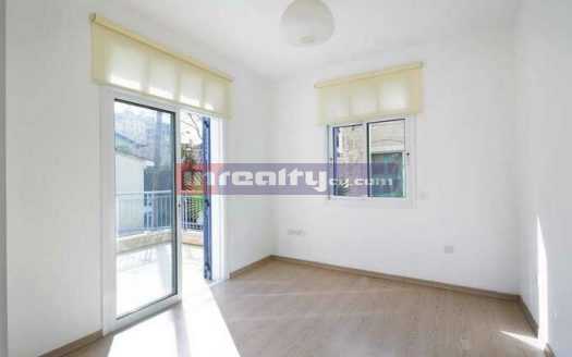 GF 2 B/R APARTMENT IN MOLOS AREA