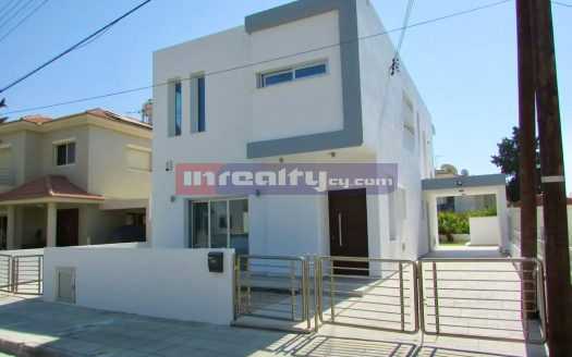 3 B/R U/F DETACHED HOUSE IN TOURIST AREA