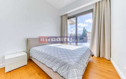 MODERN 3 B/R APARTMENT NEAR PAPAS