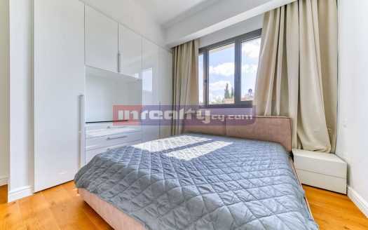 MODERN 3 B/R APARTMENT NEAR PAPAS