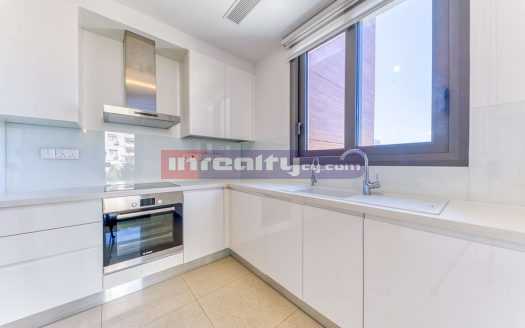 MODERN 3 B/R APARTMENT NEAR PAPAS