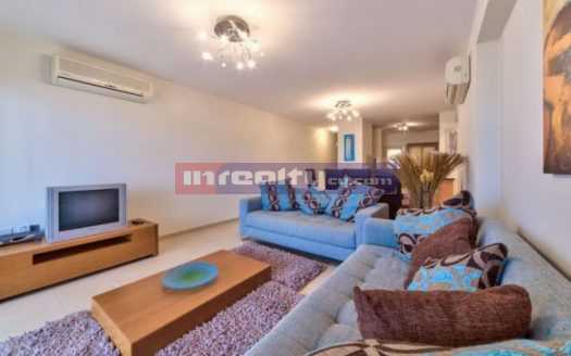 3 B/R APARTMENT IN A GATED COMPLEX WITH SW/POOL