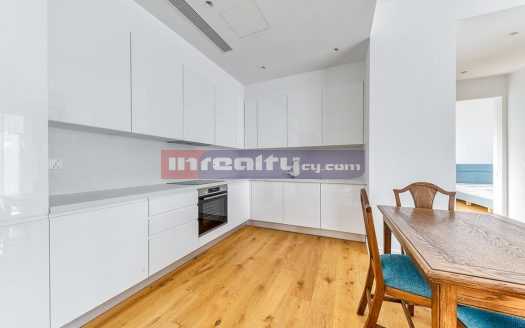 MODERN 2 B/R APARTMENT IN MESA GITONIA