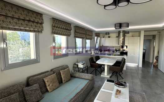 2 B/R APARTMENT IN NEAPOLIS