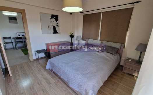 1 B/R APARTMENT IN COMPLEX NEAR METRO